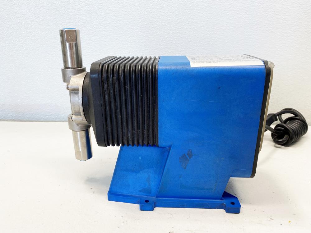 Pulsafeeder Pulsatron E Plus Series Electronic Metering Pump LPD4SA-ATT2-XXX